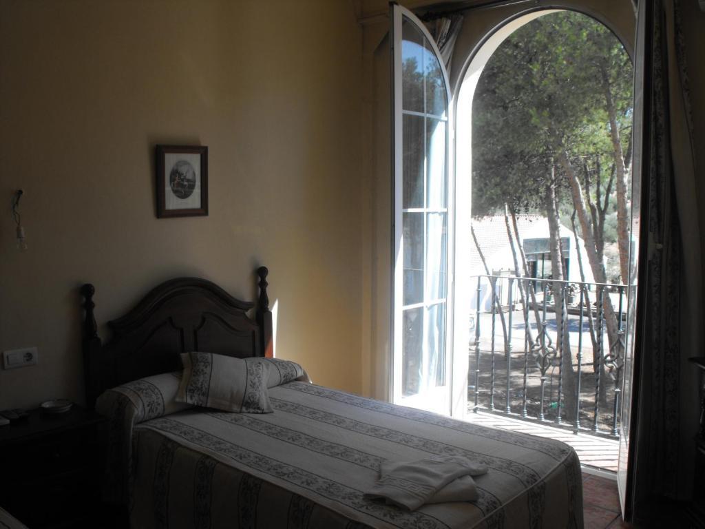 Hotel Hostal Nicol'S Luque Zewnętrze zdjęcie