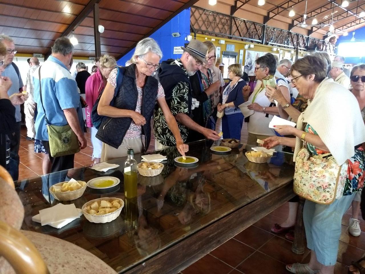 Hotel Hostal Nicol'S Luque Zewnętrze zdjęcie